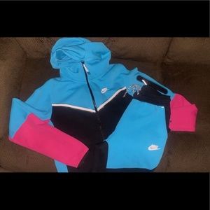 Nike Sweat Suit
